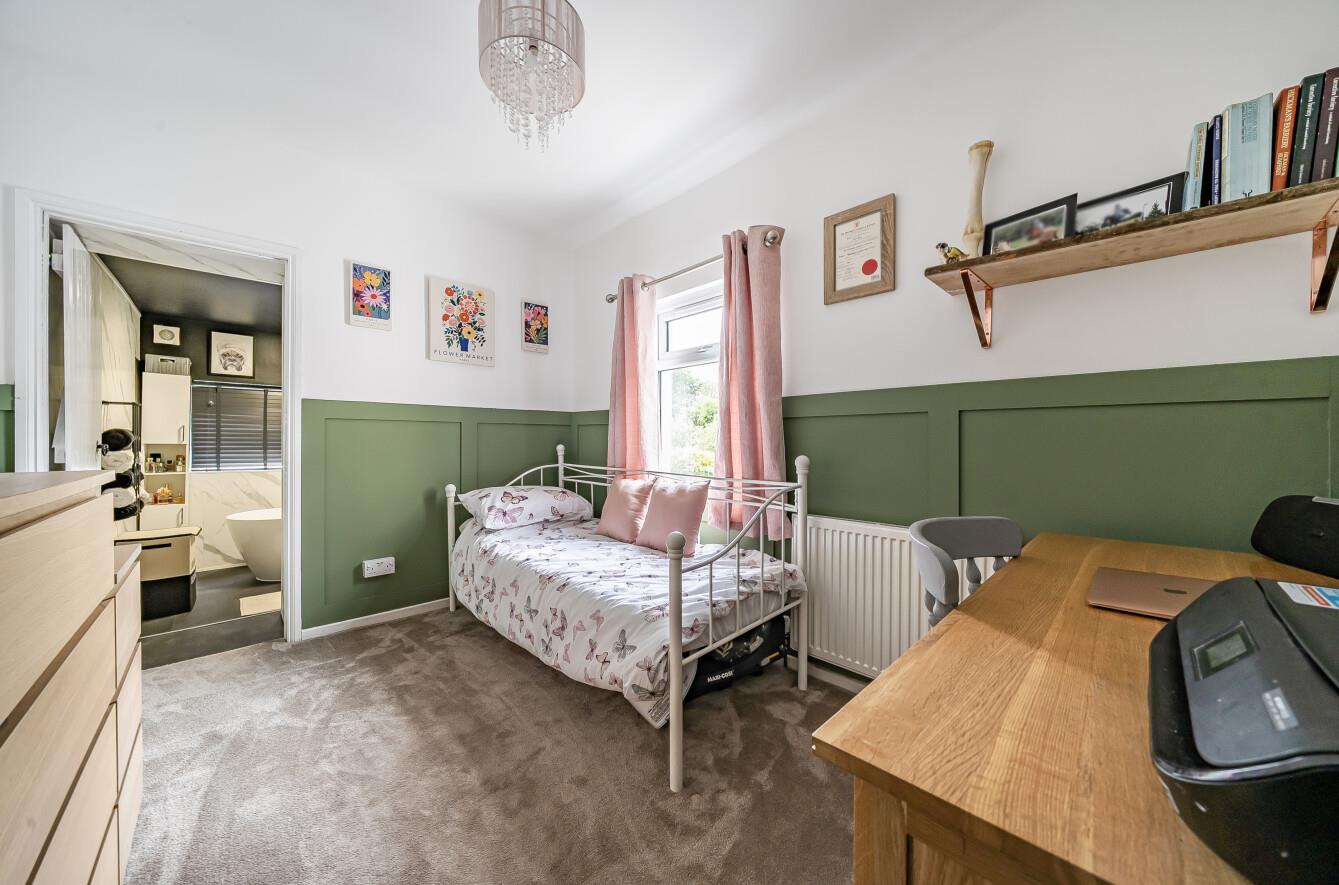 Birchgrove Road, Glais, Swansea, SA7 9EN